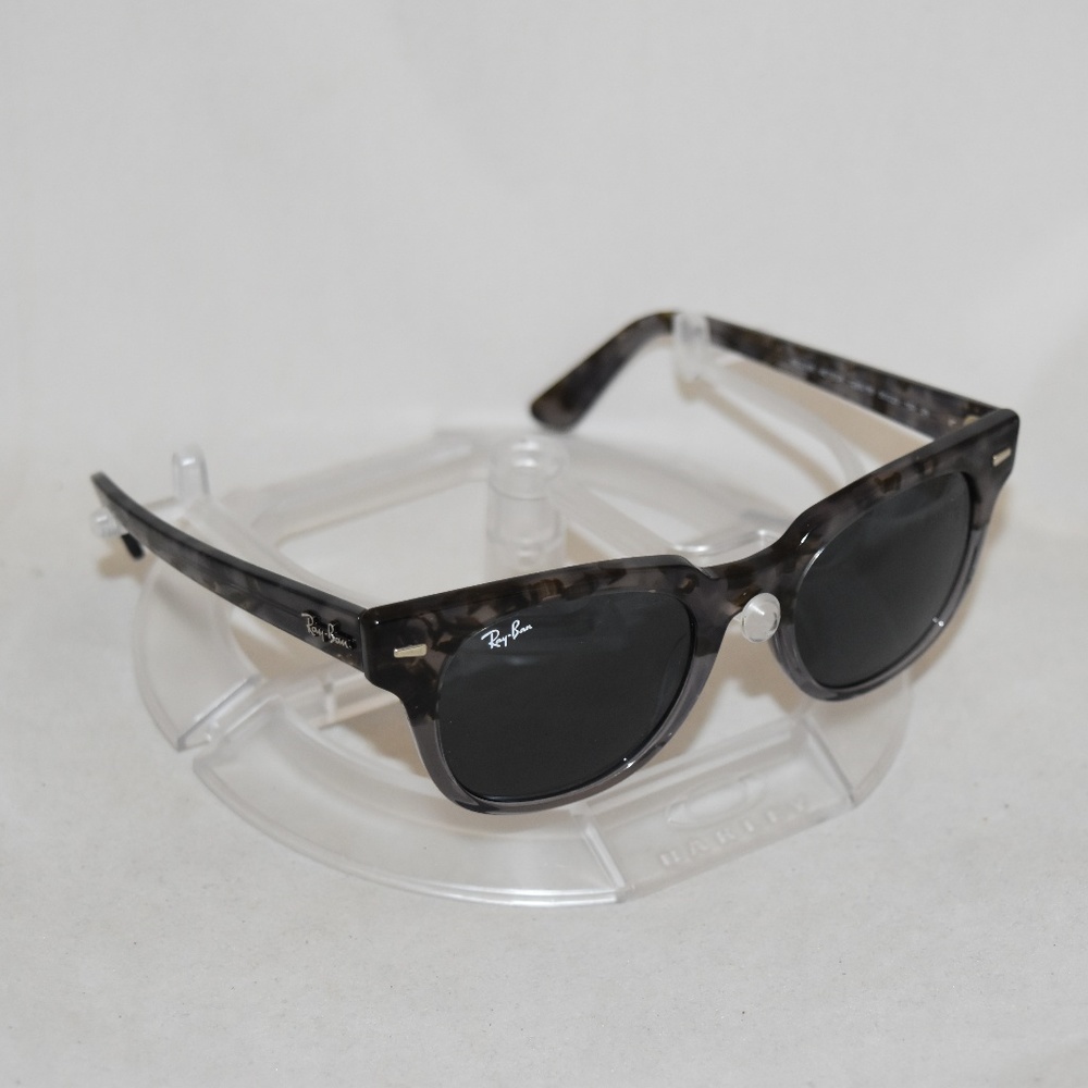 Brand New Ray-Ban Meteor Classic. RB2168 1286R5
